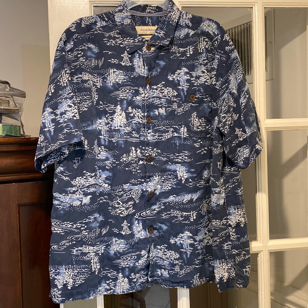 Tommy Bahama Men's Size XL Short Sleeved Silk Hawaiian Aloha Camp Shirt